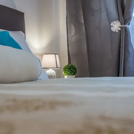 Maricciolu Suites And 올비아